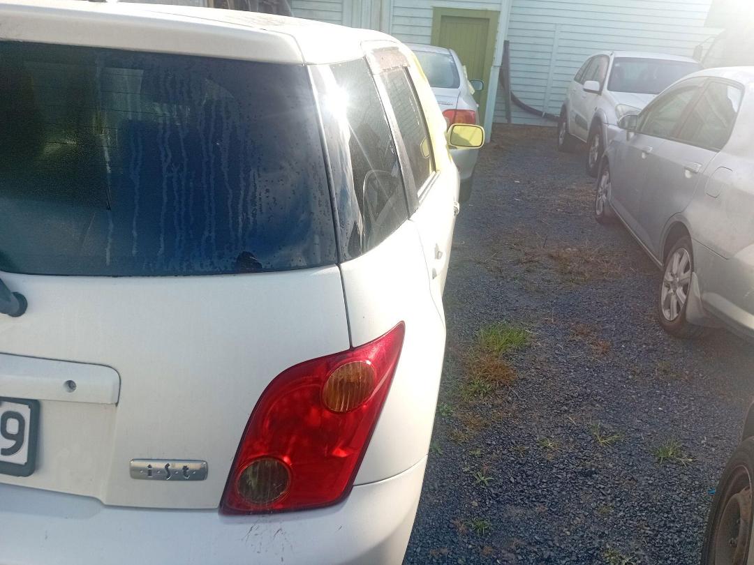 Photo '22' of Toyota IST