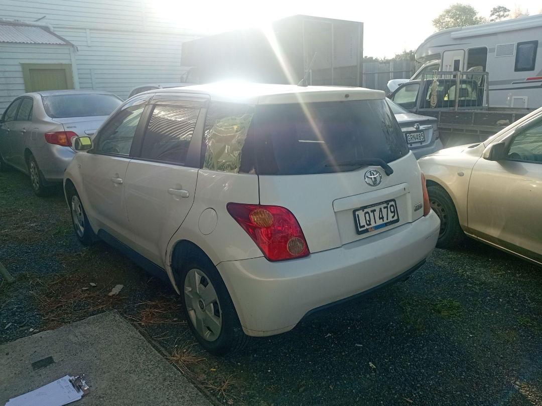 Photo '19' of Toyota IST