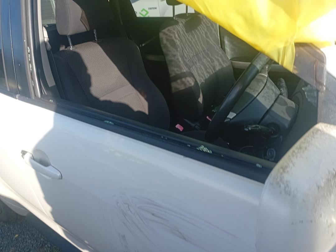 Photo '30' of Toyota IST