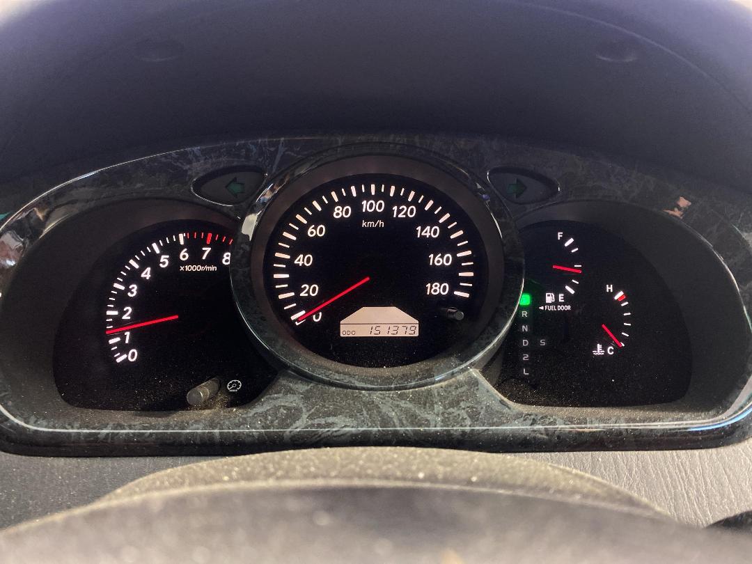 Photo '21' of Toyota Kluger