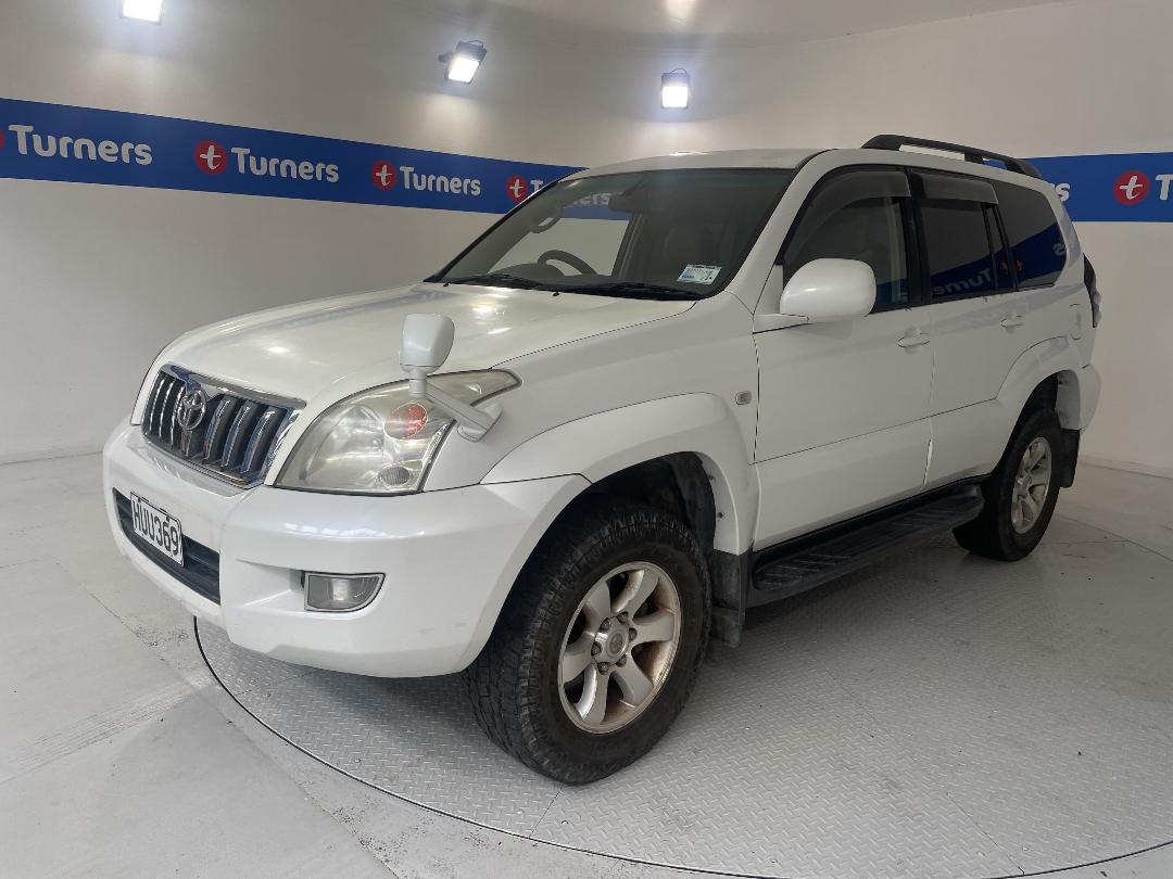 Photo '4' of Toyota Landcruiser Prado Photo '4' of Toyota Landcruiser Prado