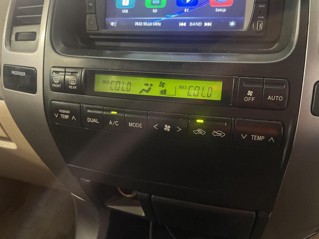 Photo '27' of Toyota Landcruiser Prado Photo '27' of Toyota Landcruiser Prado