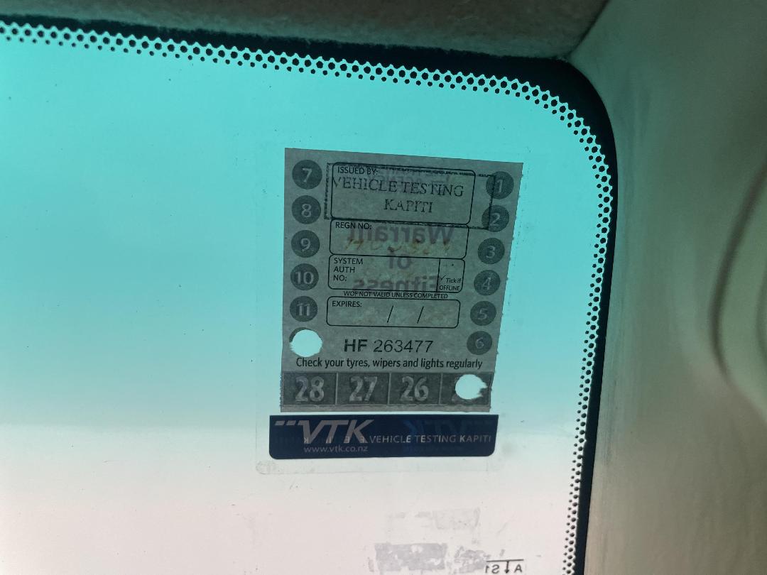 Photo '30' of Toyota Landcruiser Prado Photo '30' of Toyota Landcruiser Prado