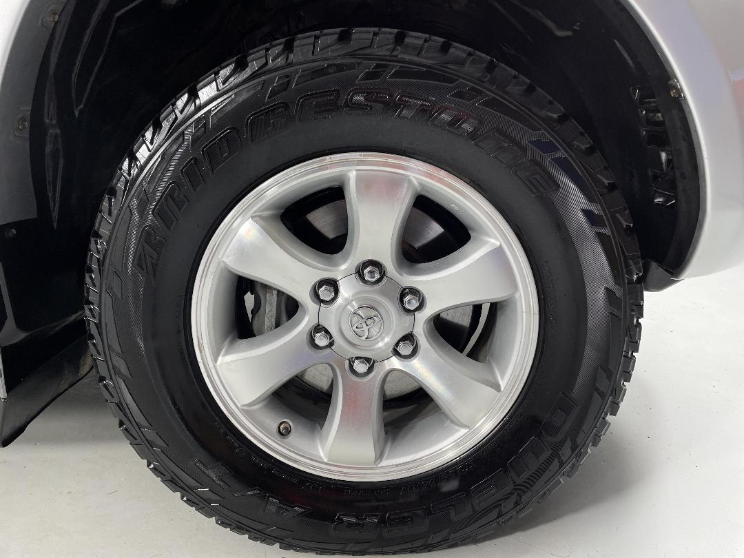 Photo '9' of Toyota Landcruiser Prado