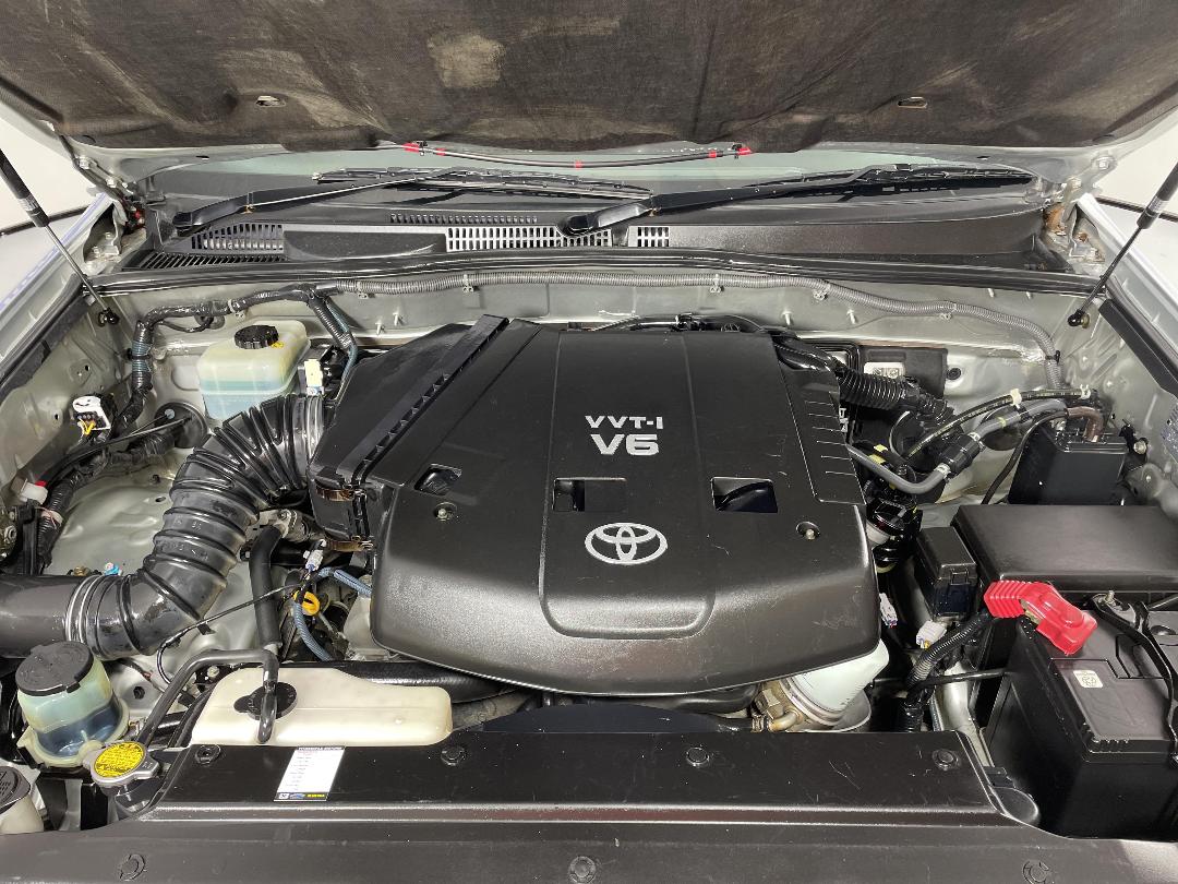 Photo '13' of Toyota Landcruiser Prado