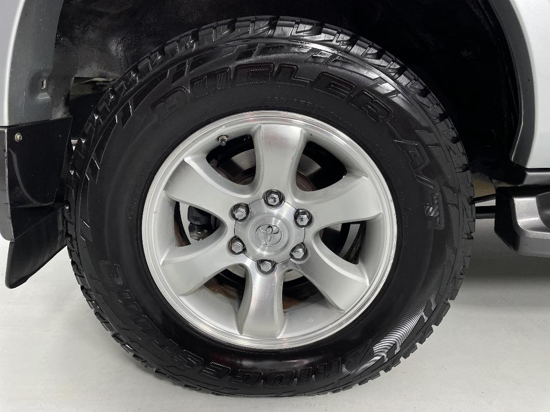 Photo '12' of Toyota Landcruiser Prado