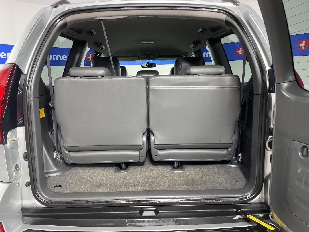 Photo '14' of Toyota Landcruiser Prado