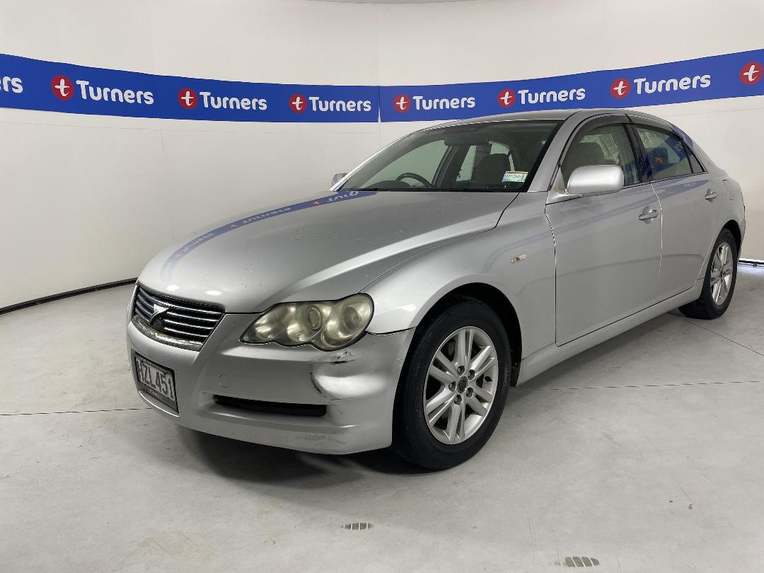 Photo '4' of Toyota Markx