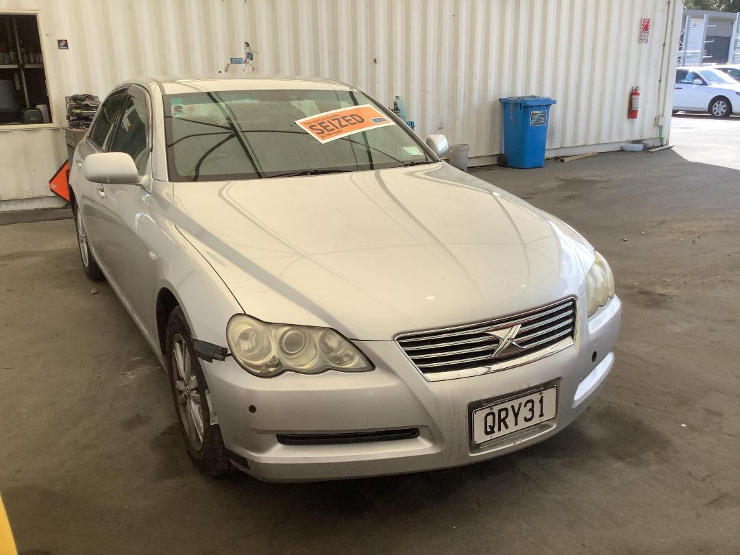 Photo '2' of Toyota Markx 250G