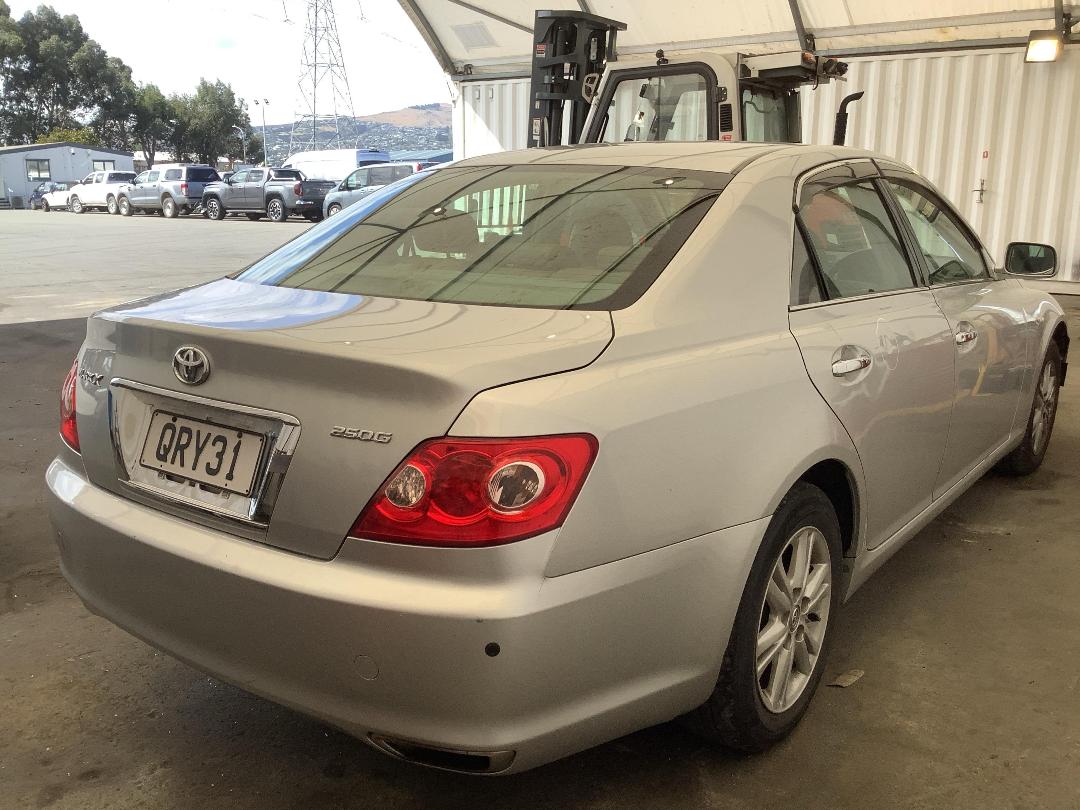 Photo '5' of Toyota Markx 250G