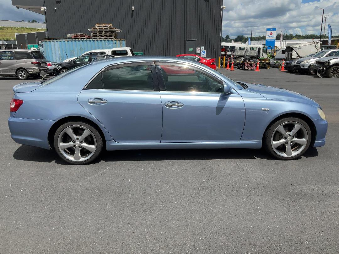 Photo '5' of Toyota Markx 250G