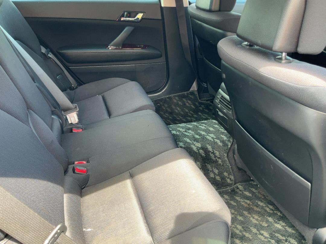 Photo '17' of Toyota Markx 250G