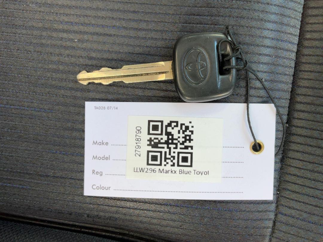 Photo '24' of Toyota Markx 250G