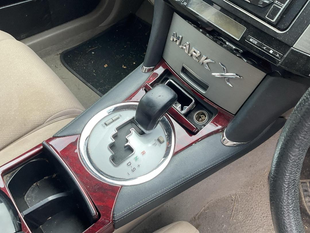 Photo '9' of Toyota Markx 250 G Photo '9' of Toyota Markx 250 G