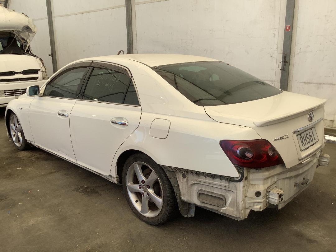 Photo '8' of Toyota Markx