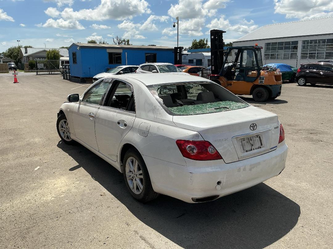 Photo '4' of Toyota Markx