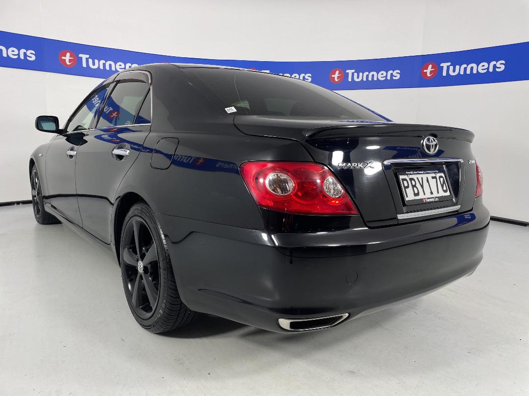 Photo '5' of Toyota Markx Photo '5' of Toyota Markx