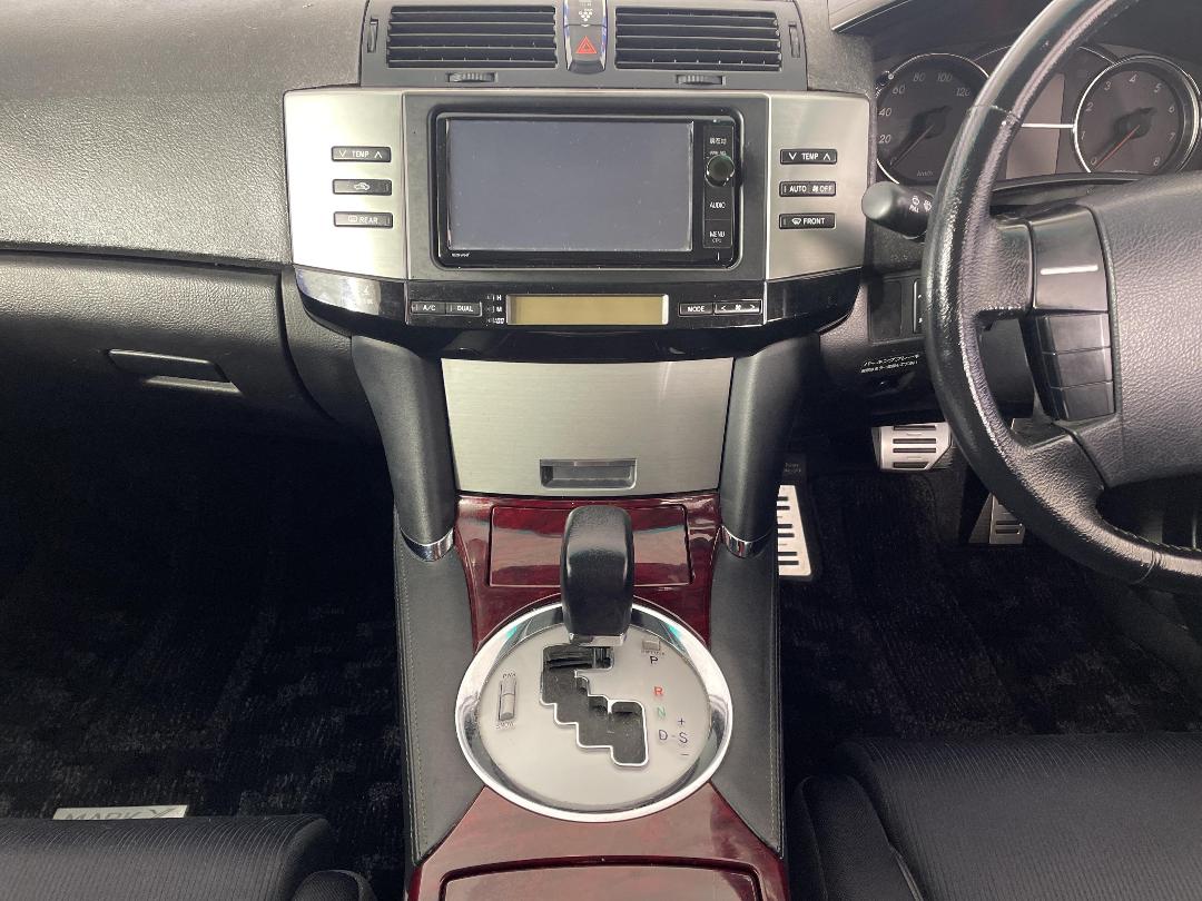 Photo '18' of Toyota Markx Photo '18' of Toyota Markx