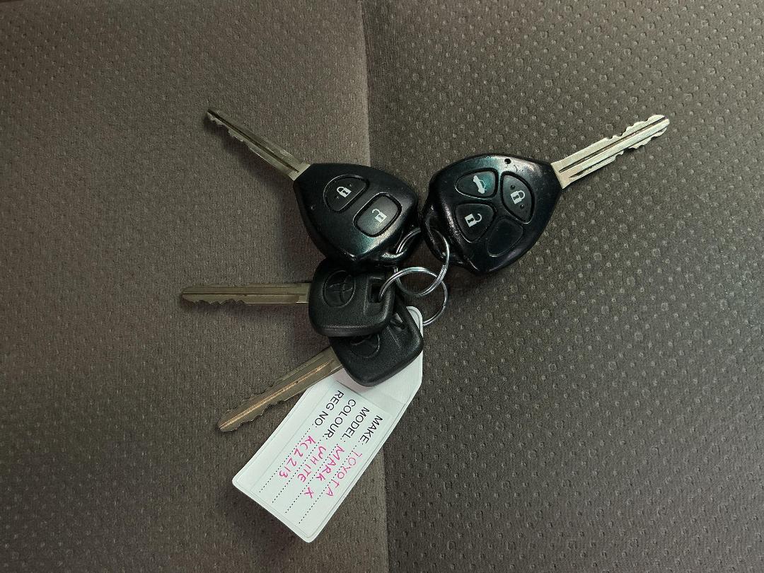 Photo '22' of Toyota Markx