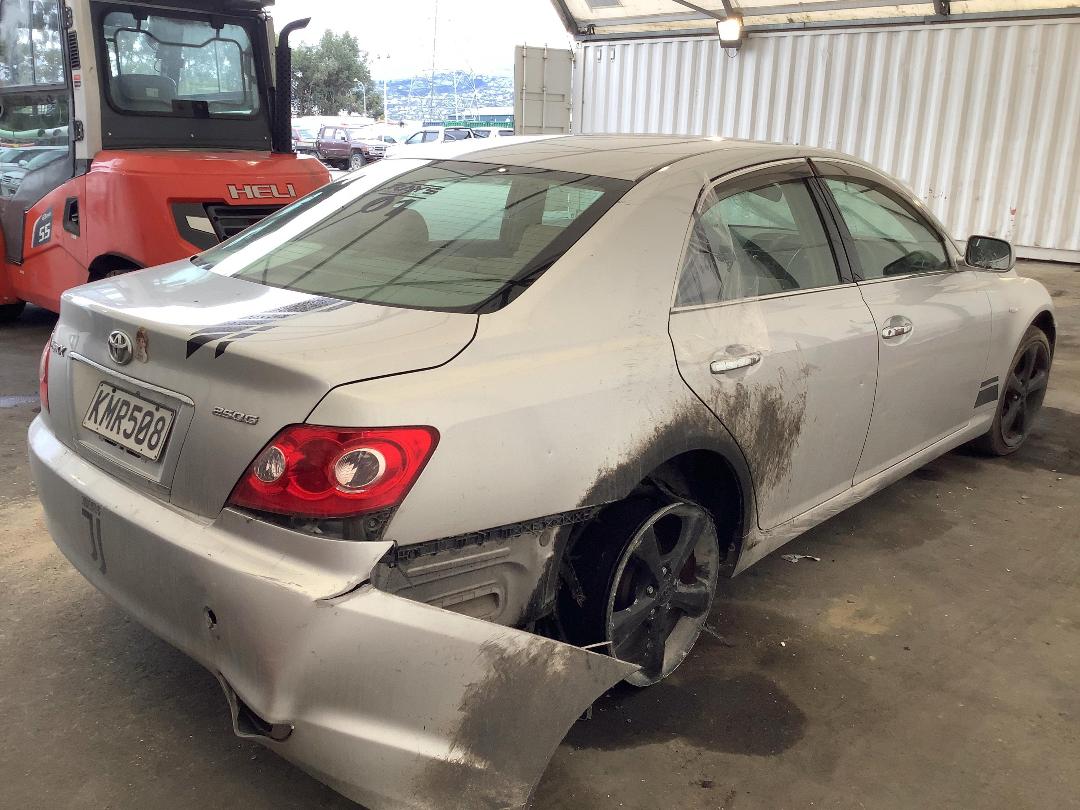 Photo '4' of Toyota Markx 250G