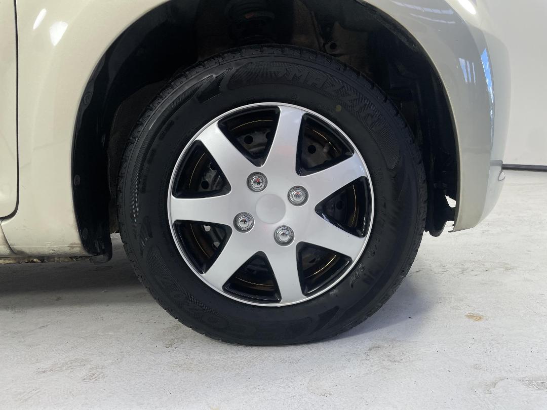 Photo '9' of Toyota Passo