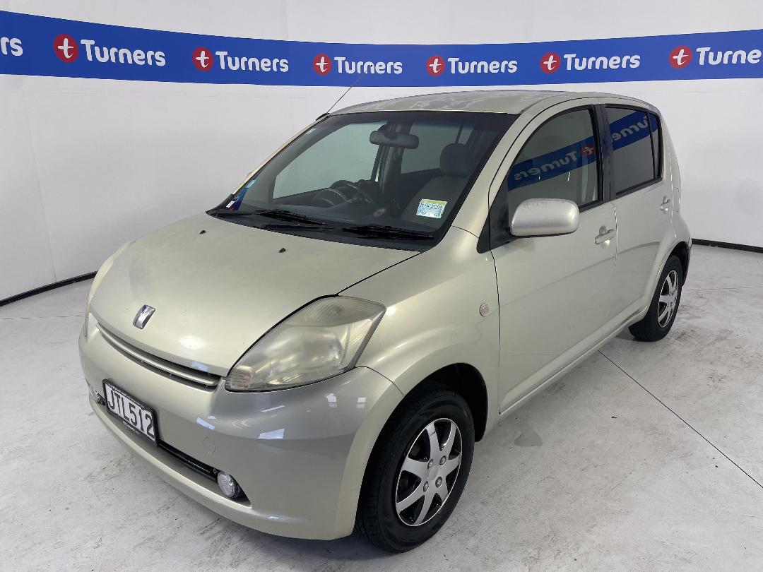 Photo '4' of Toyota Passo