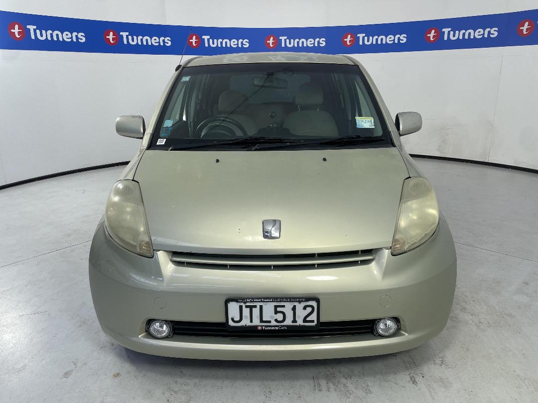 Photo '2' of Toyota Passo