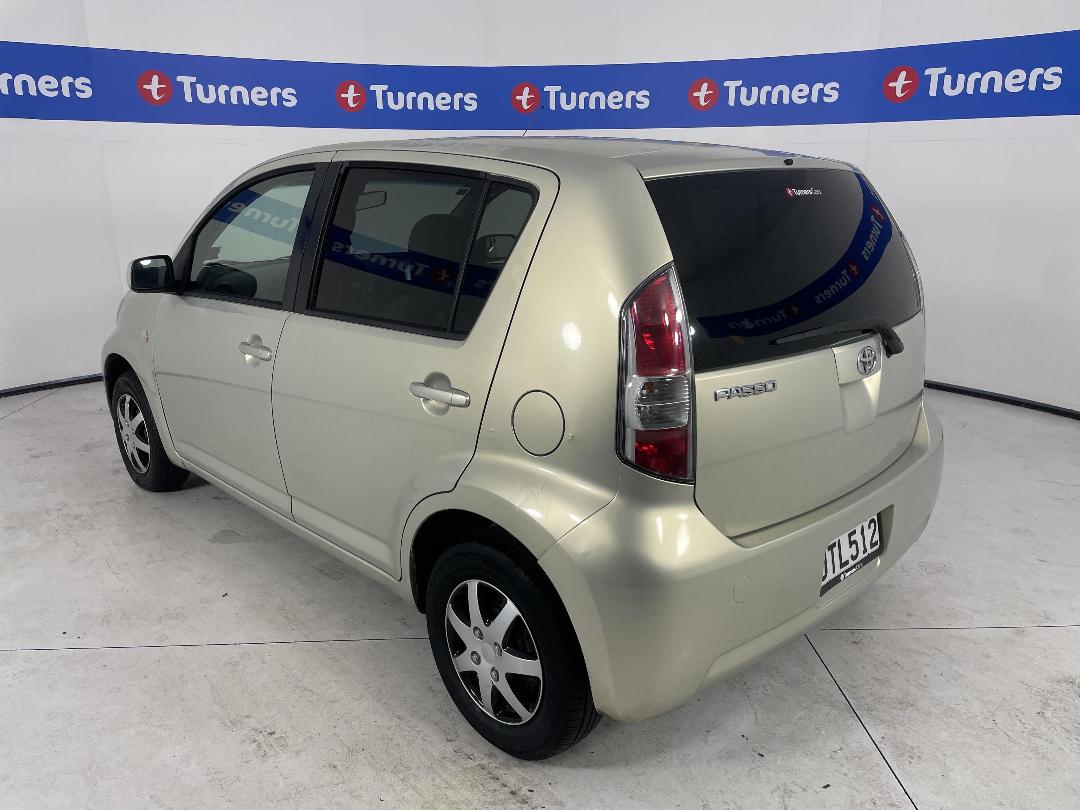 Photo '5' of Toyota Passo