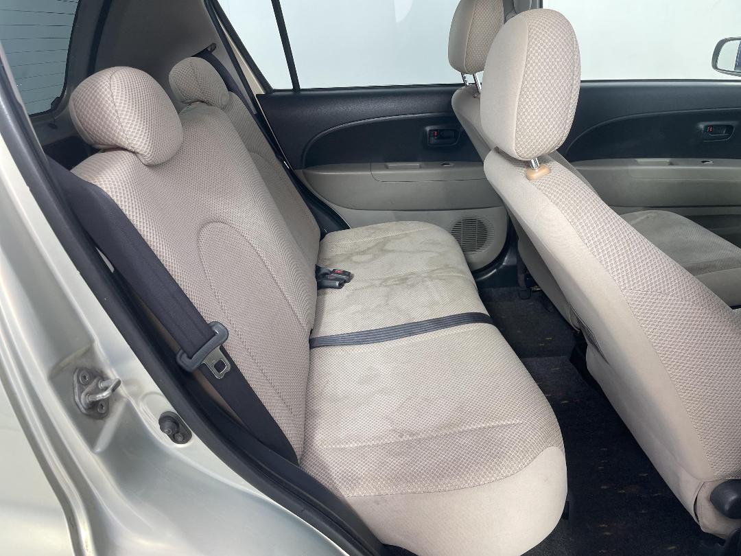 Photo '20' of Toyota Passo