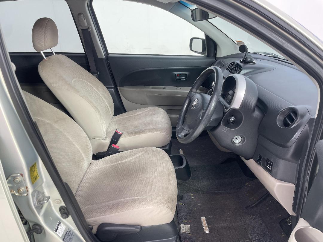 Photo '16' of Toyota Passo