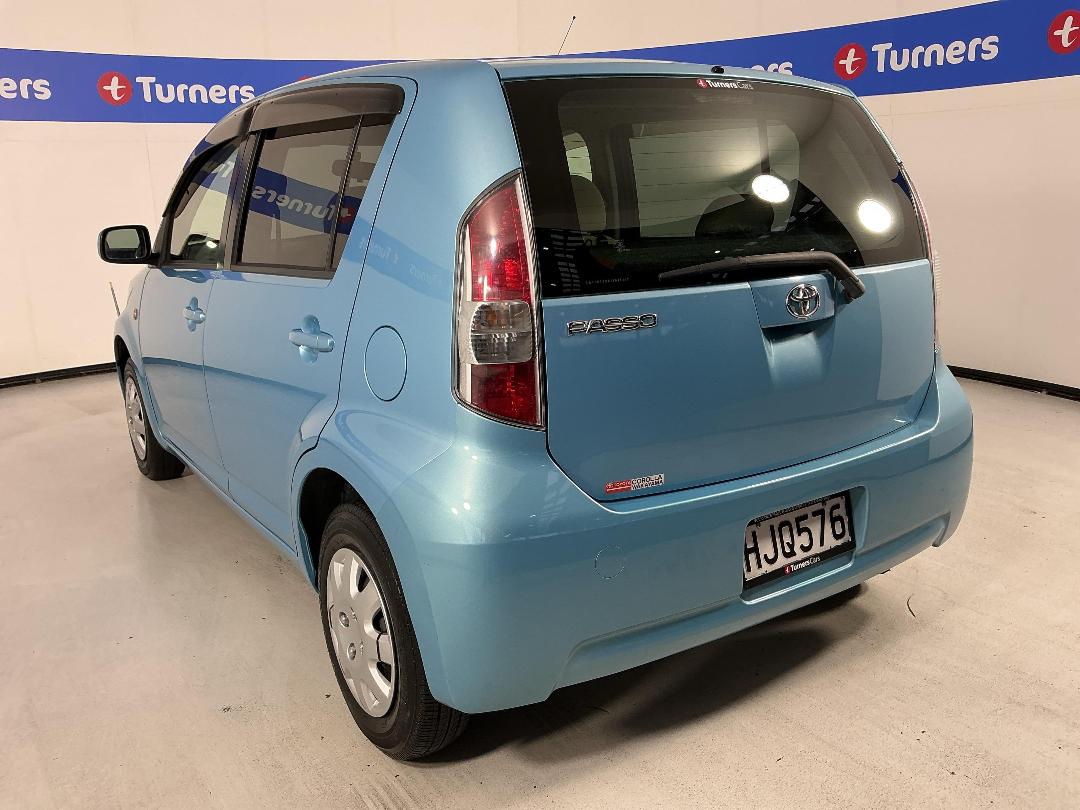 Photo '5' of Toyota Passo