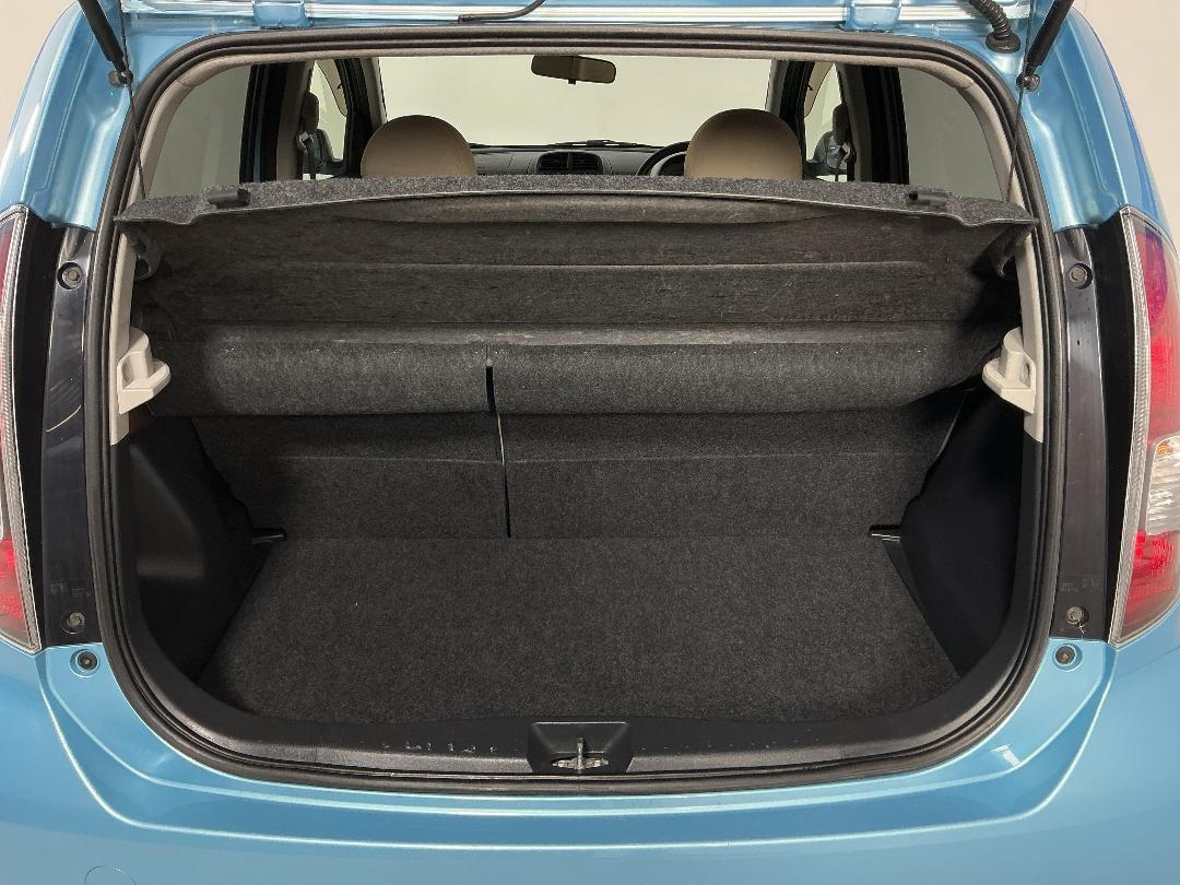 Photo '14' of Toyota Passo