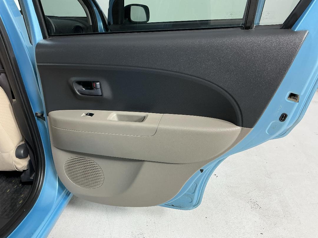 Photo '19' of Toyota Passo