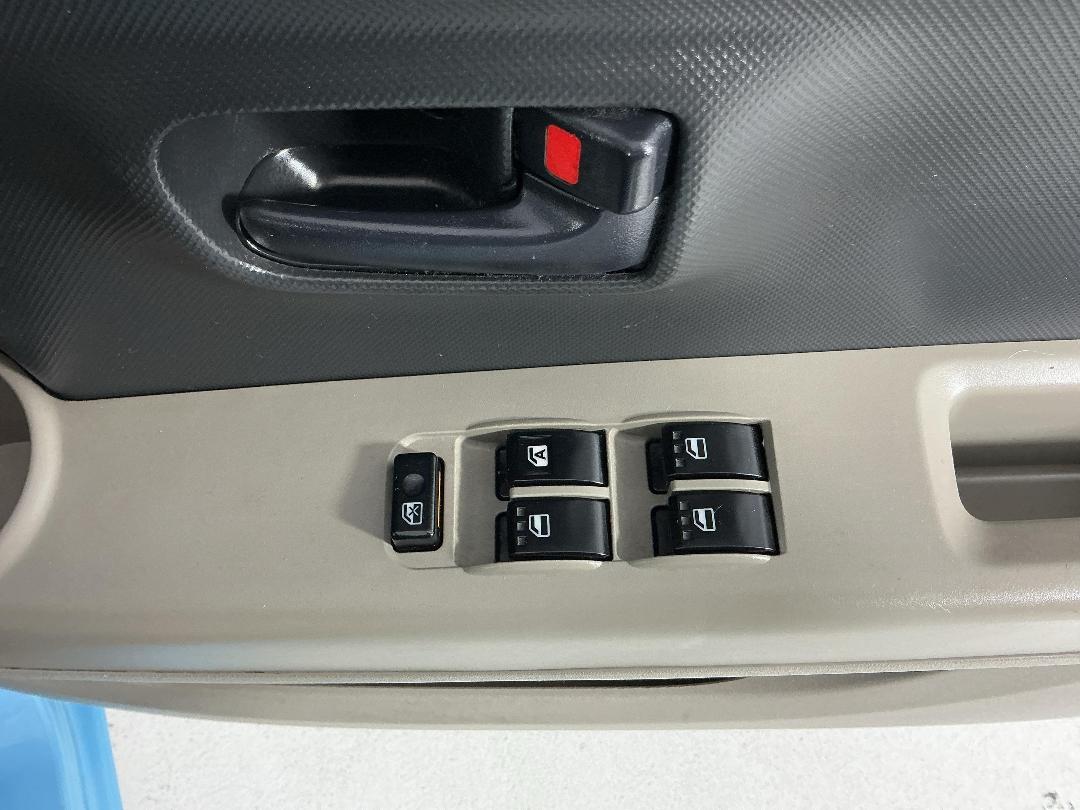 Photo '23' of Toyota Passo