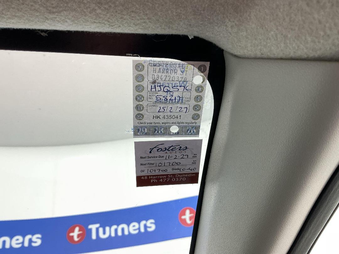 Photo '24' of Toyota Passo