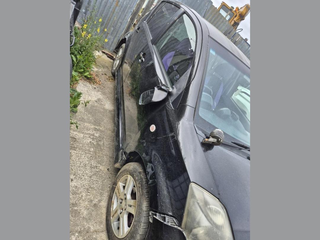 Photo '6' of Toyota Passo