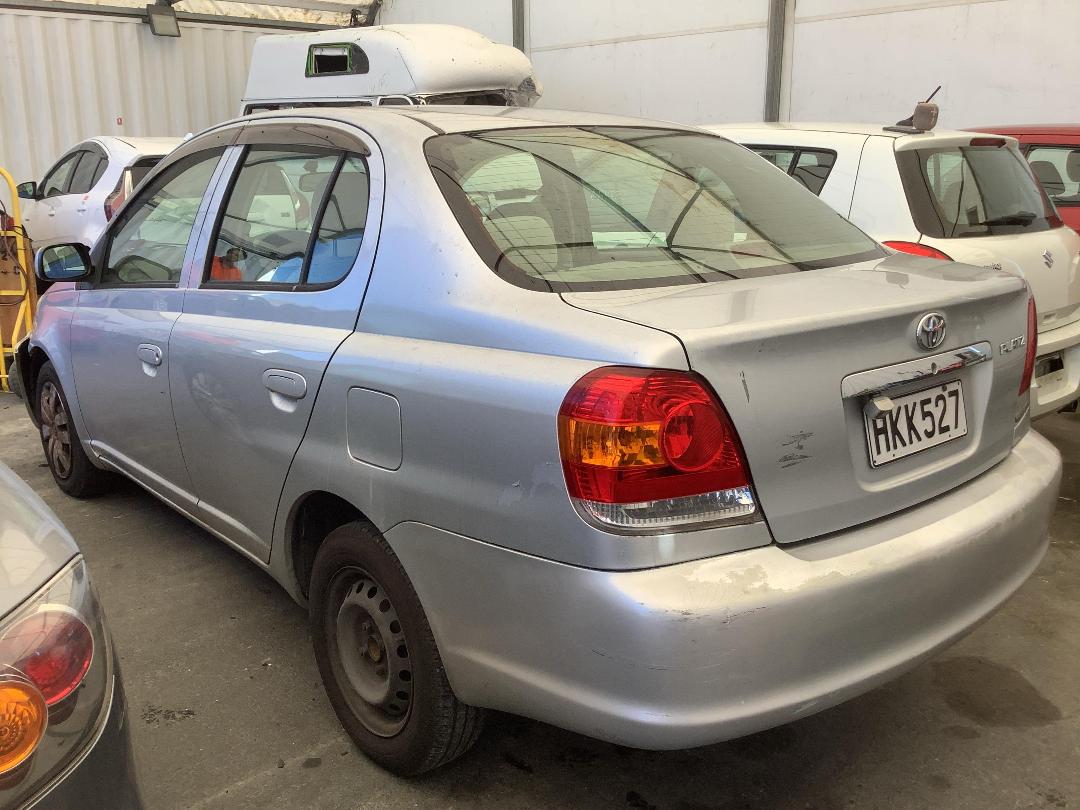 Photo '5' of Toyota Platz 1.5L Photo '5' of Toyota Platz 1.5L