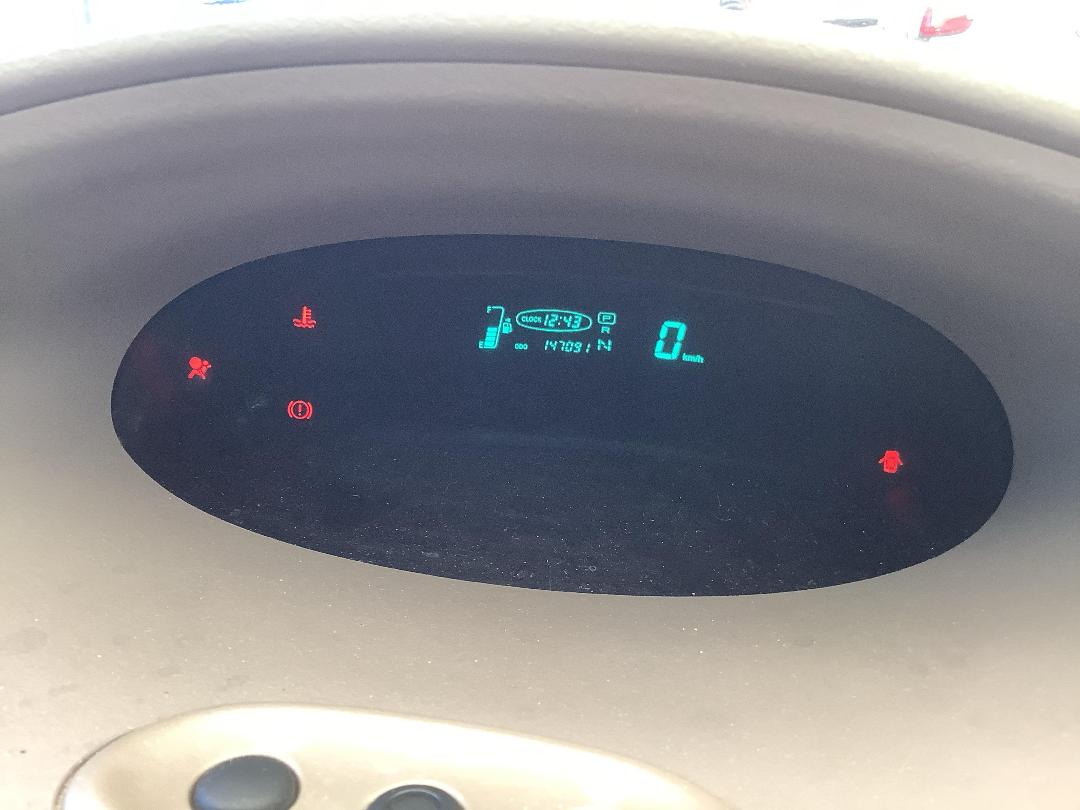 Photo '13' of Toyota Platz 1.5L Photo '13' of Toyota Platz 1.5L