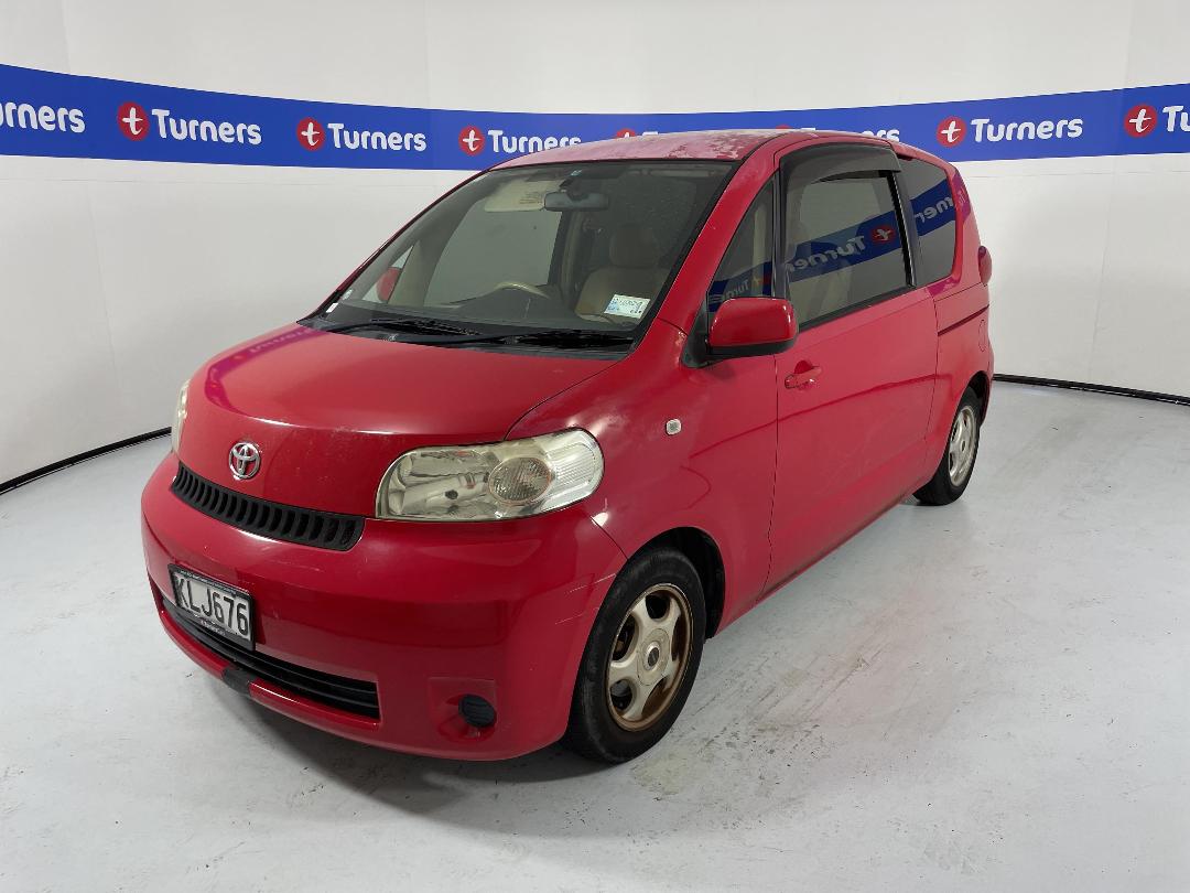 Photo '4' of Toyota Porte Photo '4' of Toyota Porte