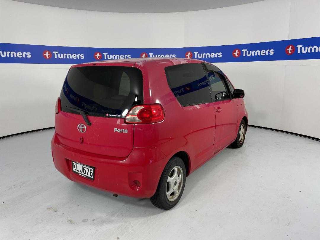 Photo '7' of Toyota Porte Photo '7' of Toyota Porte