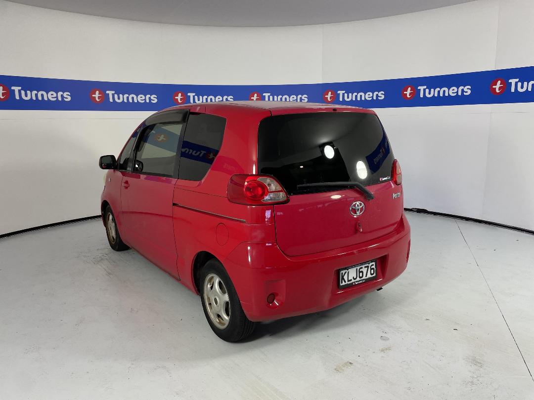 Photo '5' of Toyota Porte Photo '5' of Toyota Porte