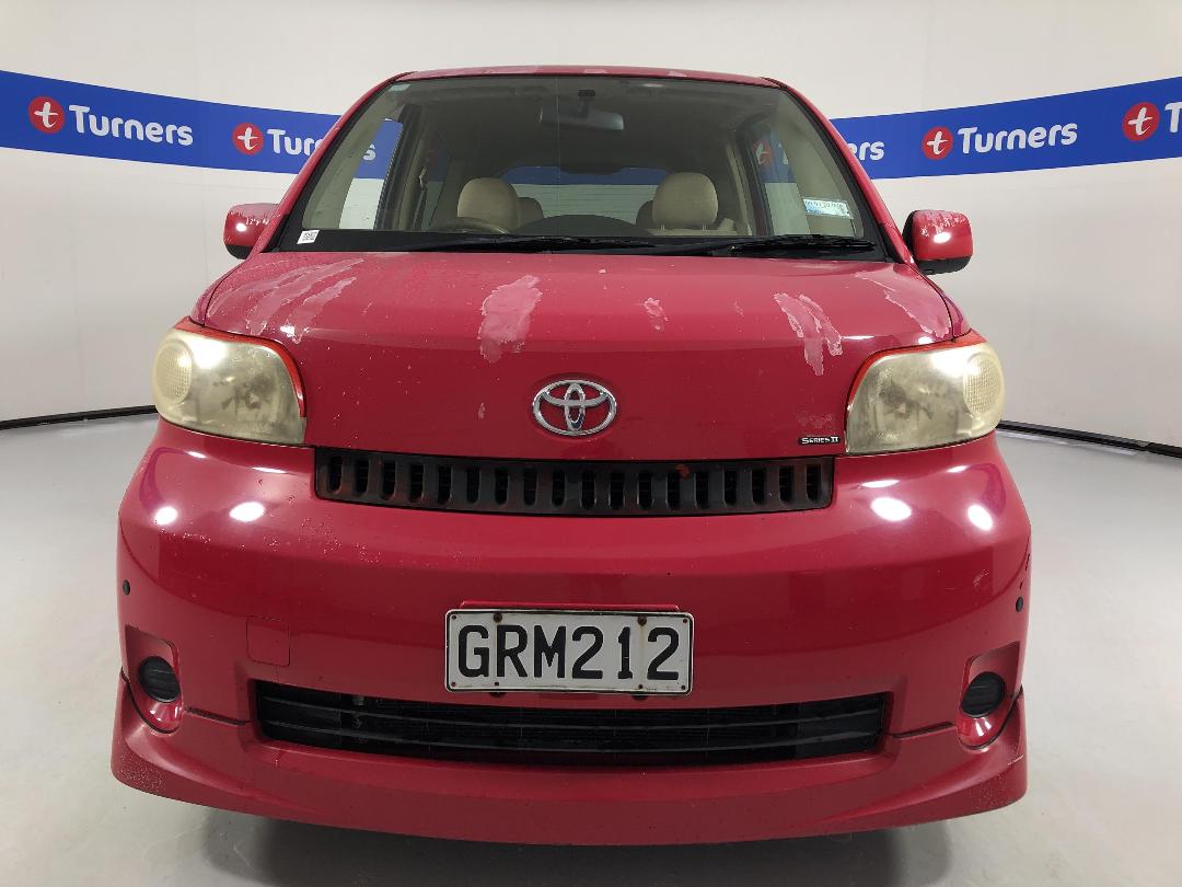 Photo '2' of Toyota Porte