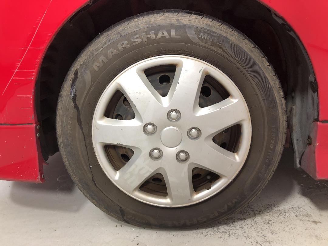 Photo '10' of Toyota Porte