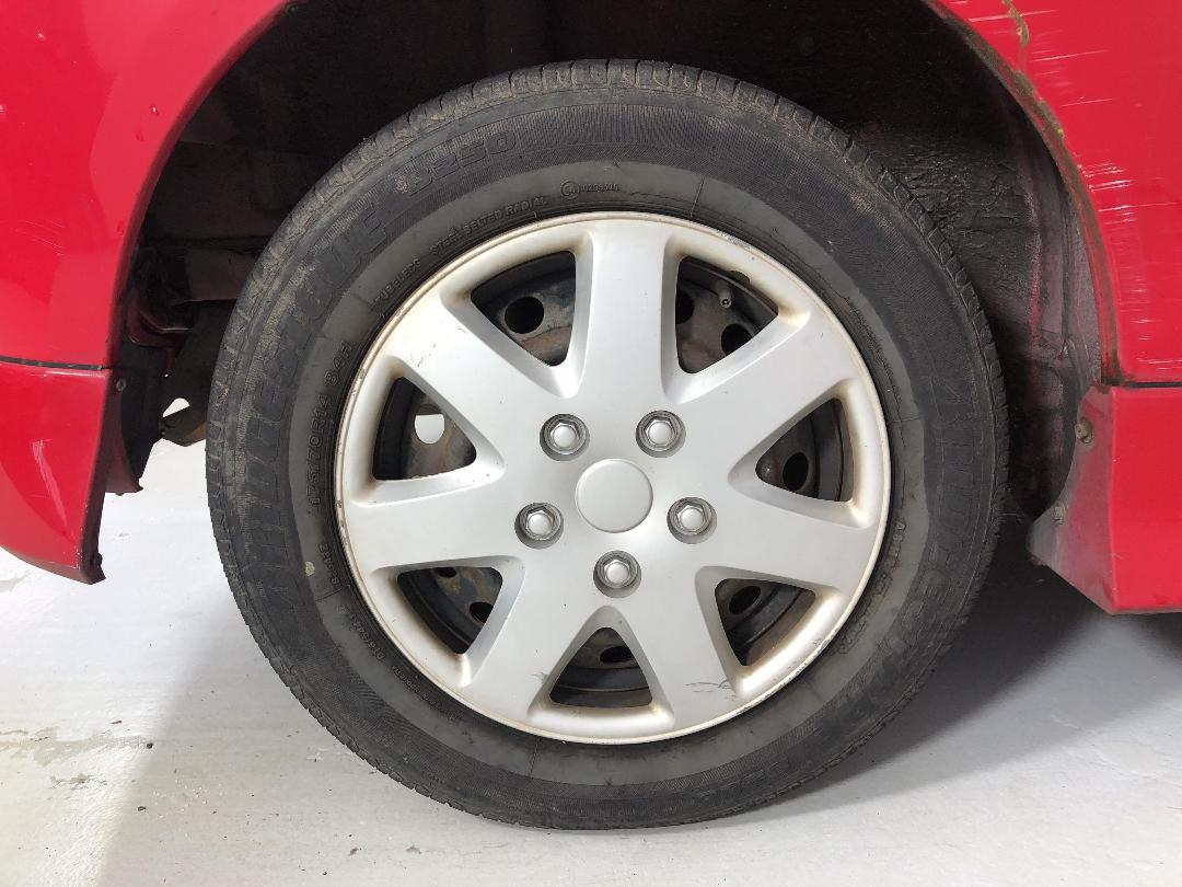 Photo '12' of Toyota Porte