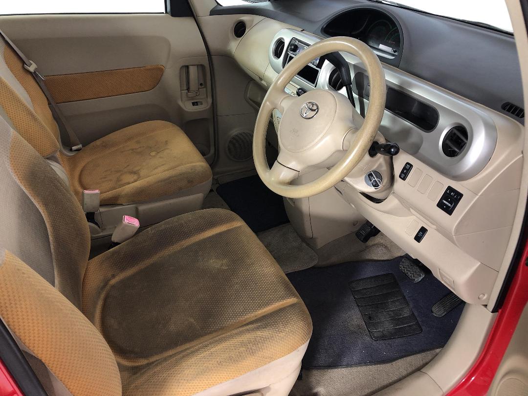 Photo '16' of Toyota Porte