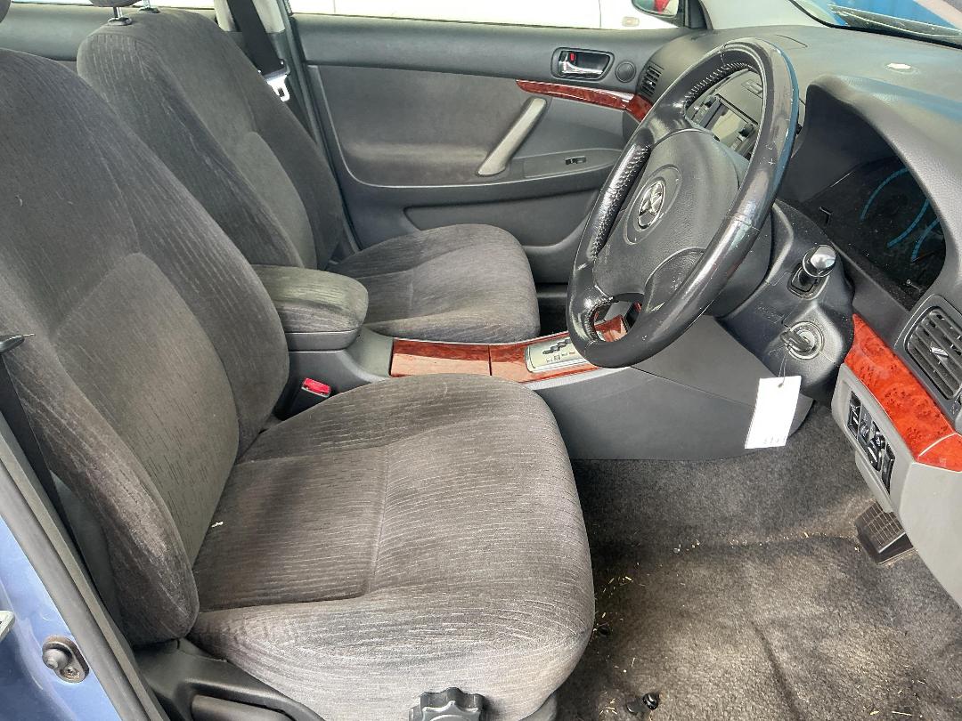 Photo '25' of Toyota Premio