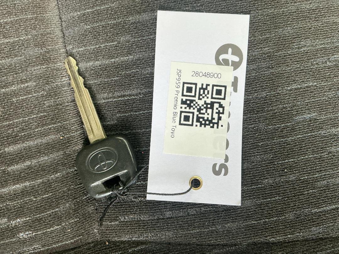 Photo '34' of Toyota Premio