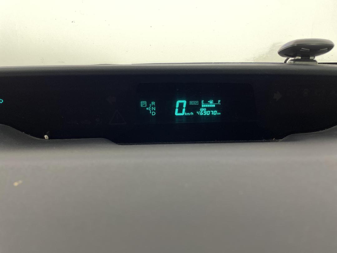 Photo '21' of Toyota Prius