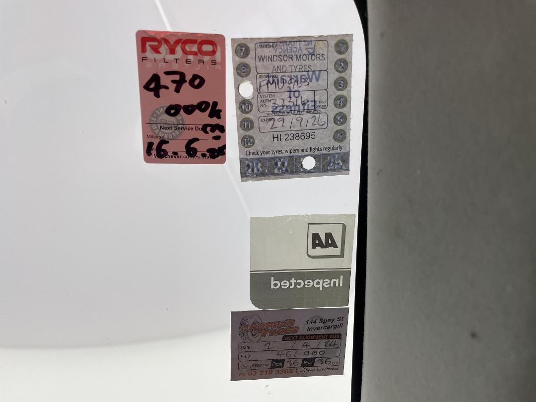 Photo '27' of Toyota Prius