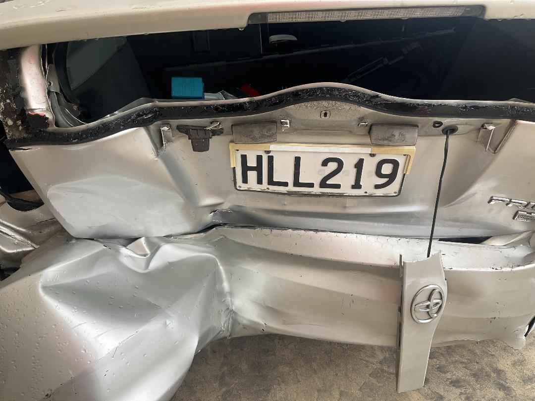 Photo '18' of Toyota Prius